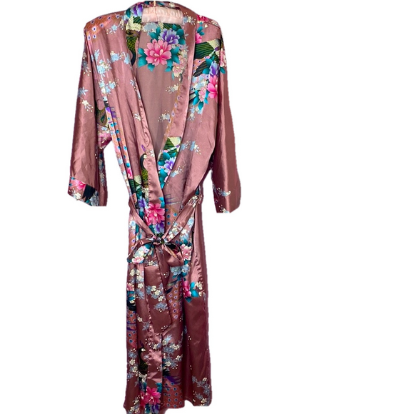 Luxurious Floral Satin Robe - Picture 2 of 11